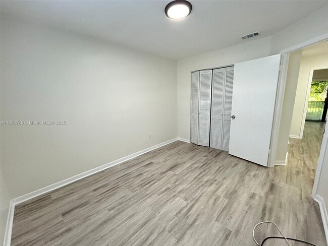 Building Photo - 11047 SW 154th Ct