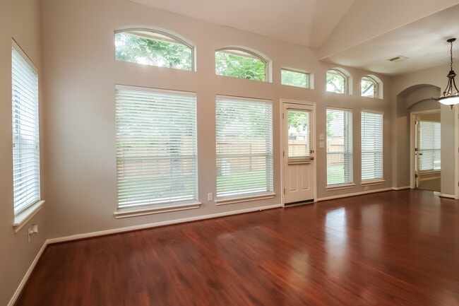 Building Photo - 10327 Cape Hatteras Way