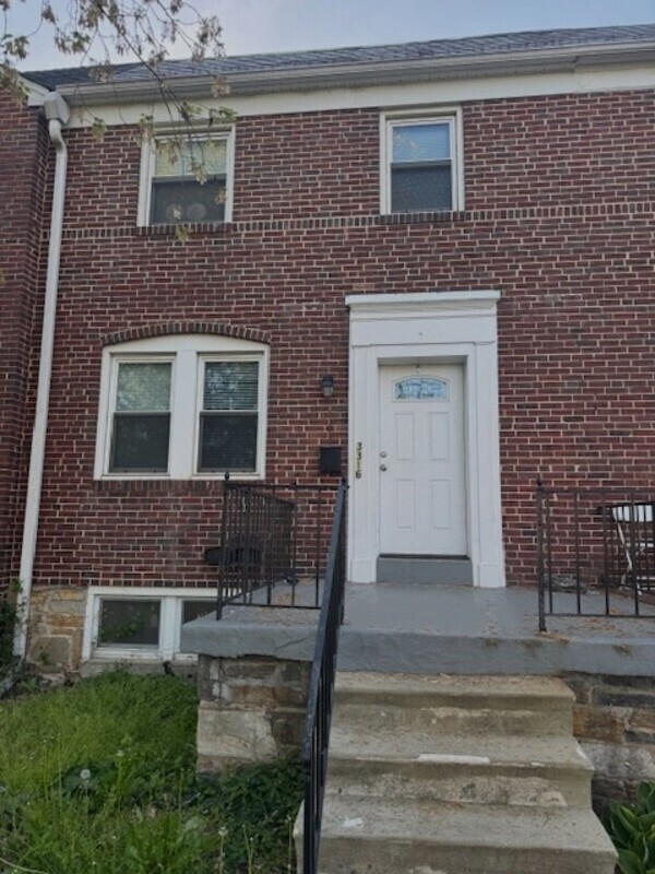 Primary Photo - 3316 Leighton Ave