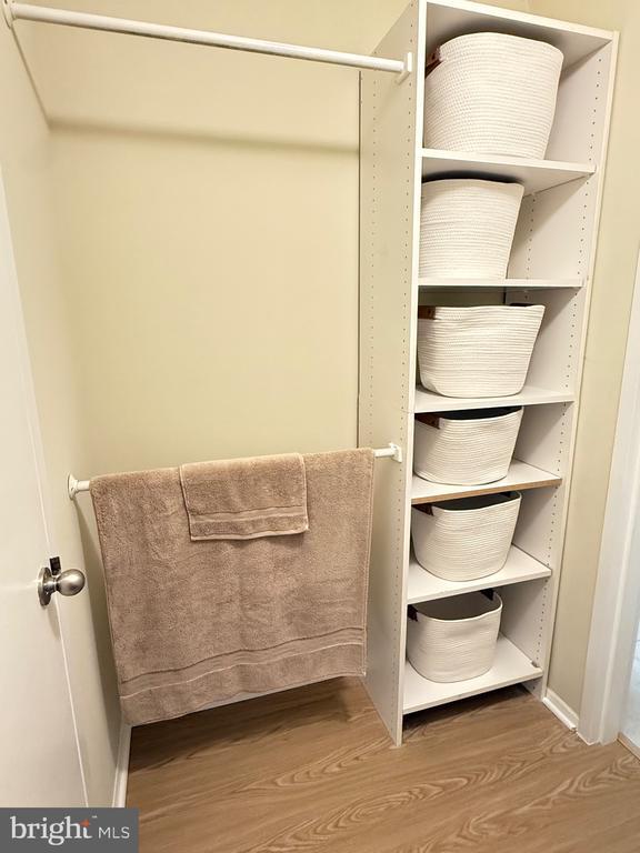 Building Photo - 5225 Pooks Hill Rd