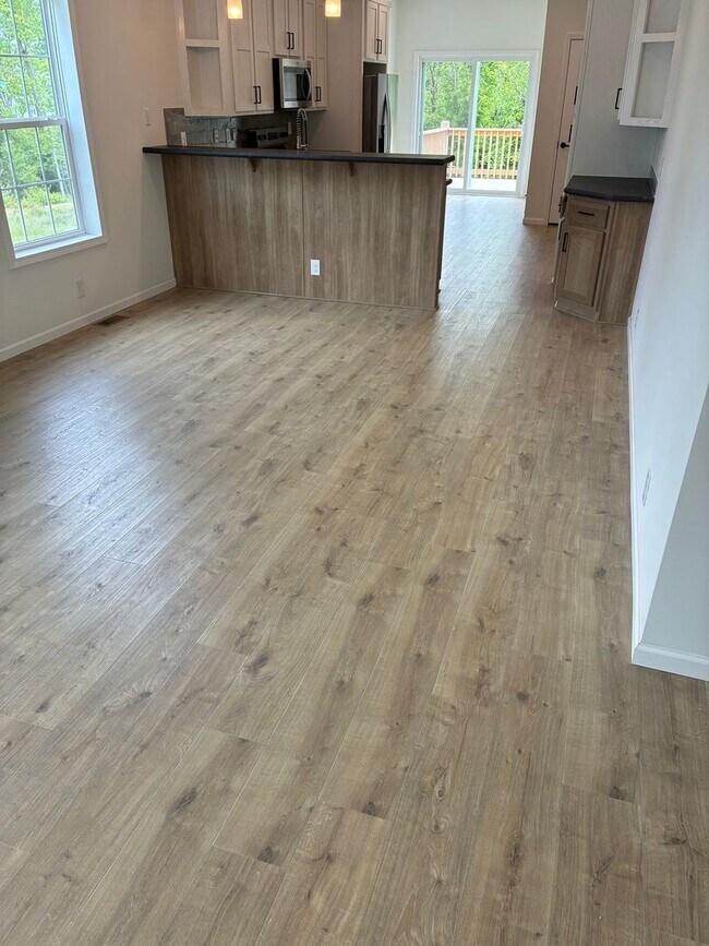 Building Photo - Modern 3 Bedroom 2 Bath House - New Build! Available NOW!