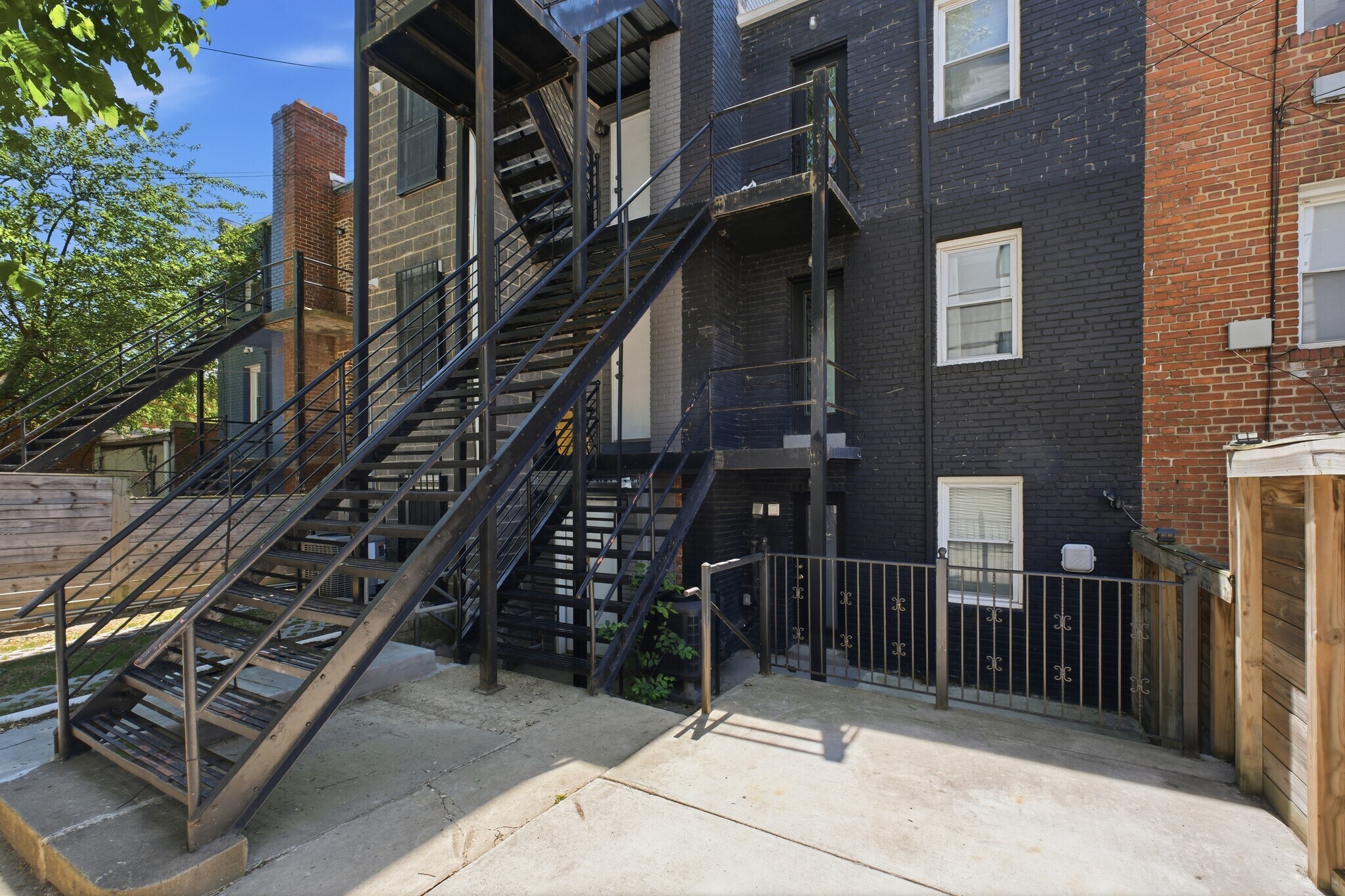 Building Photo - 1808 Benning Rd NE
