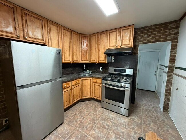 Primary Photo - 2603 S Fairhill St