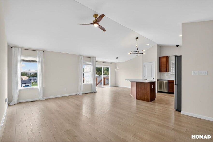 Building Photo - 2112 Windswept Farms Dr