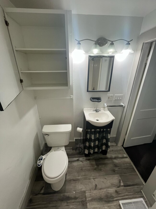 Building Photo - 4123 Buell Dr