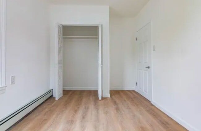 Building Photo - 205 Ives St