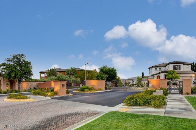 Building Photo - 12217 Nasino Ave