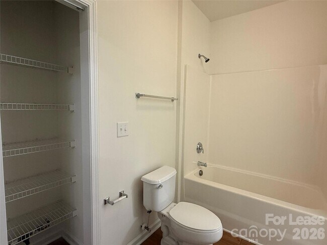 Building Photo - 7033 Somerset Springs Dr