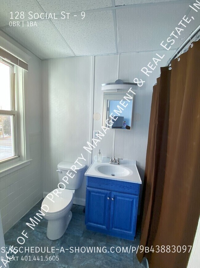 Building Photo - Studio Apartment for $1,100 includes H&HW ...