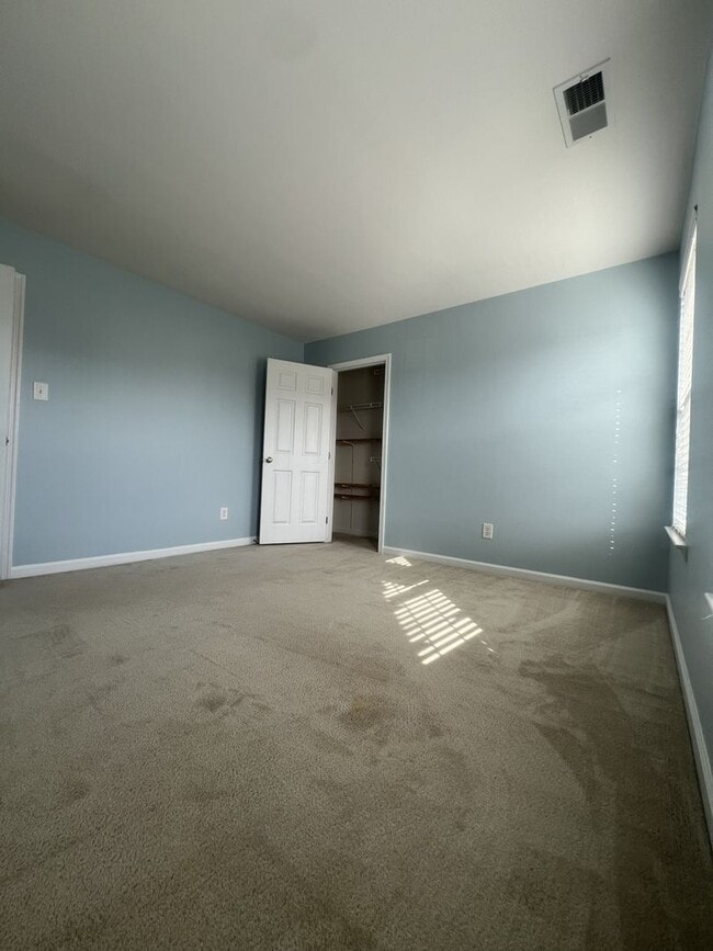 Building Photo - 13600 Warwick Longbay Dr