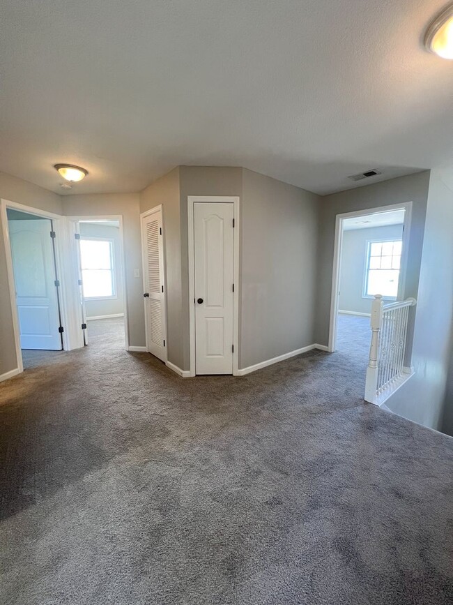 Building Photo - Beautiful 3-Bedroom Home with Bonus Room, ...