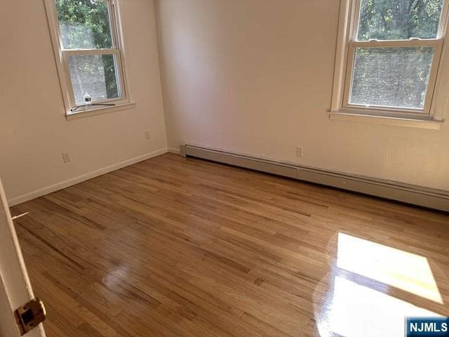 Building Photo - 63 N Farview Ave