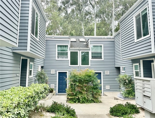 Building Photo - 22321 Vista Verde Dr