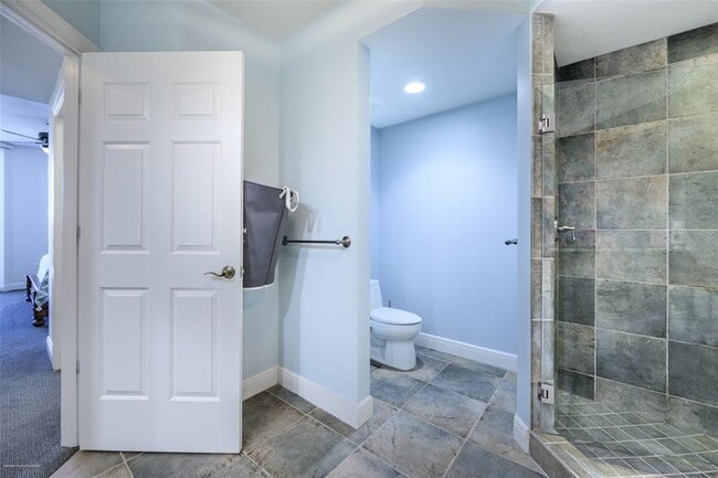 Building Photo - 3313 Sunset Key Cir