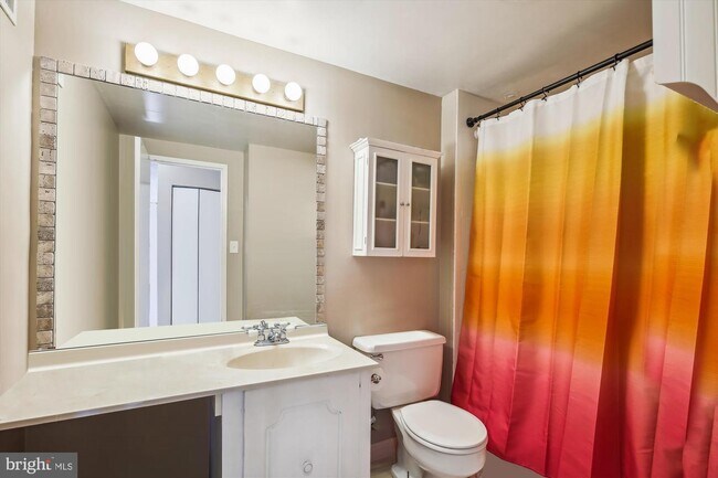 Building Photo - 5500 Holmes Run Pkwy