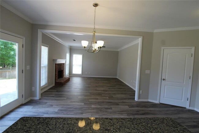 Building Photo - 1525 Woodpoint Way