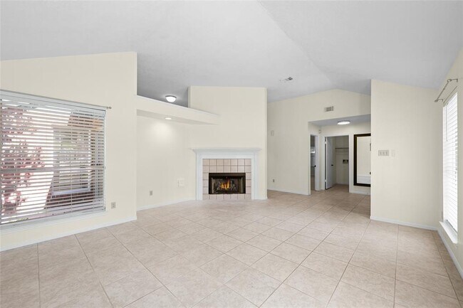 Building Photo - 17402 Eastwood Cir