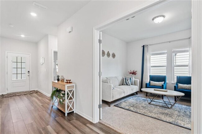 Building Photo - 368 Murray Way