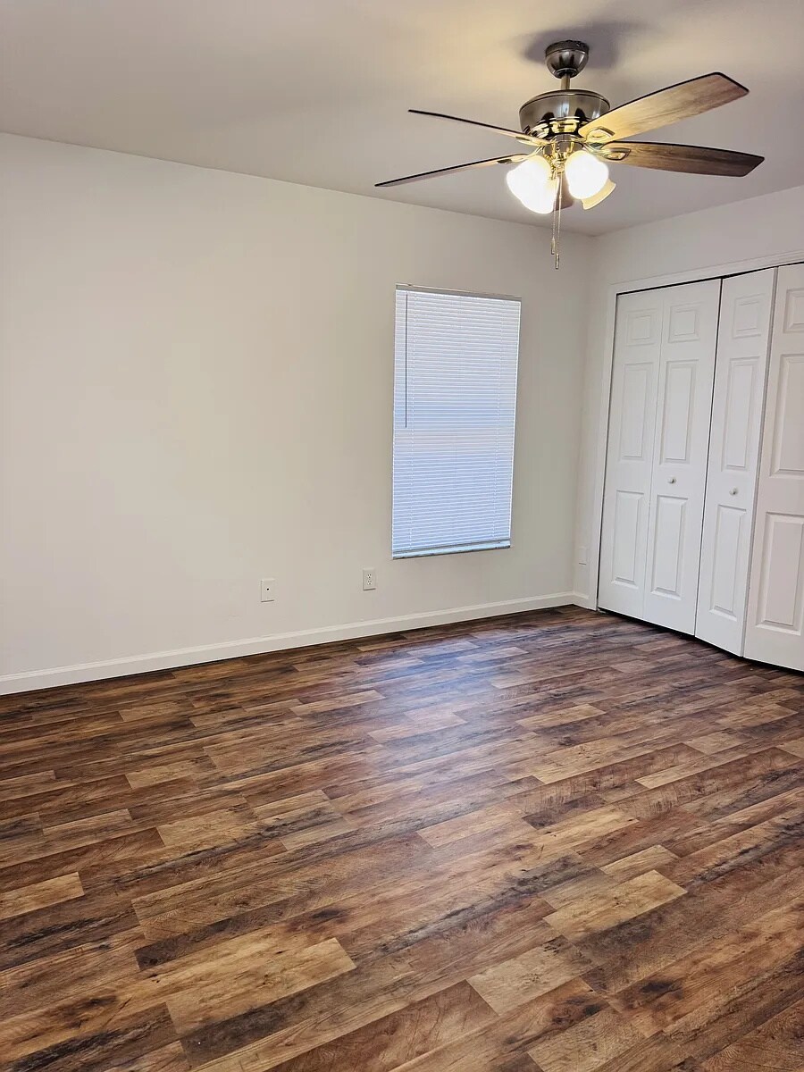 Building Photo - 8016 Lowndes St