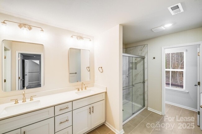 Building Photo - 2019 Sadler Wds Ln