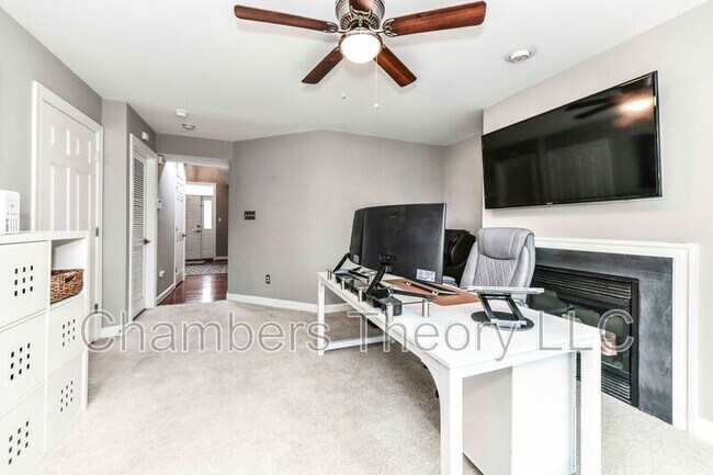 Building Photo - 15640 Avocet Loop