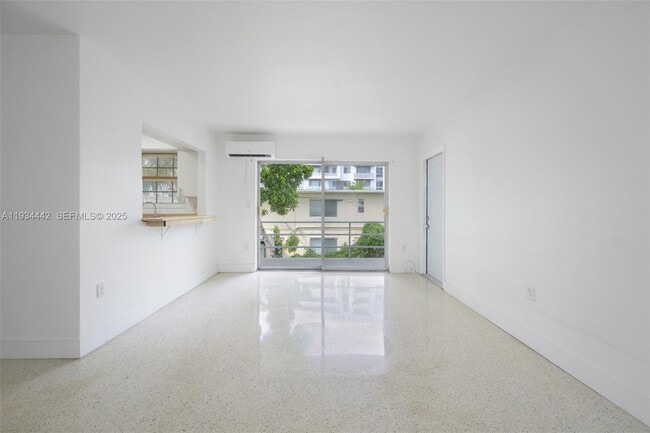 Building Photo - 501 NE 82nd Terrace