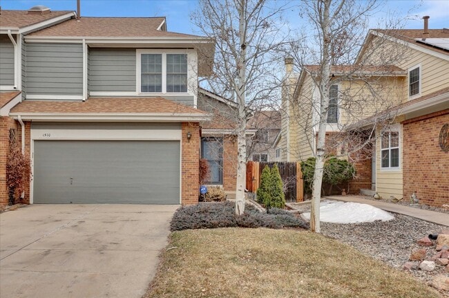 Building Photo - Indian Creek 2 Bedroom, 2 Bathroom Townhom...