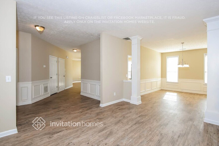 Building Photo - 2290 Grand Jct