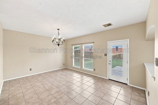 Building Photo - 18810 Lantern Cove Ln