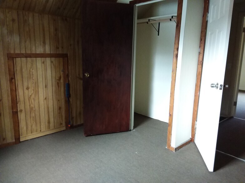 Building Photo - 58 Pennywood Ln