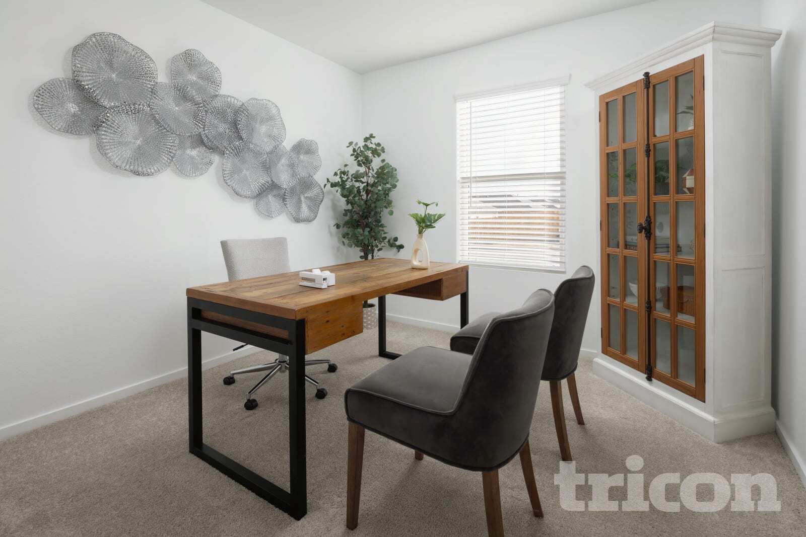 Building Photo - 15233 Bullfighter Blvd