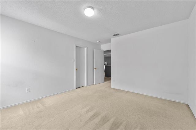 Building Photo - 5401 Pandale Valley Dr
