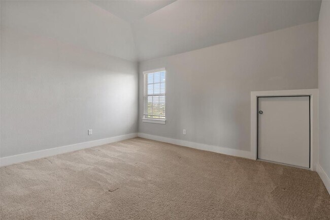 Building Photo - 1105 Legacy Xing