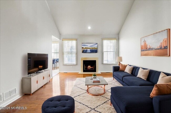 Building Photo - 3 Vancleve Rd