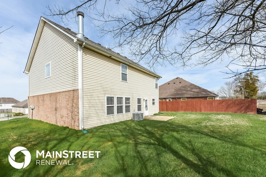 Building Photo - 2856 Park Knoll Dr