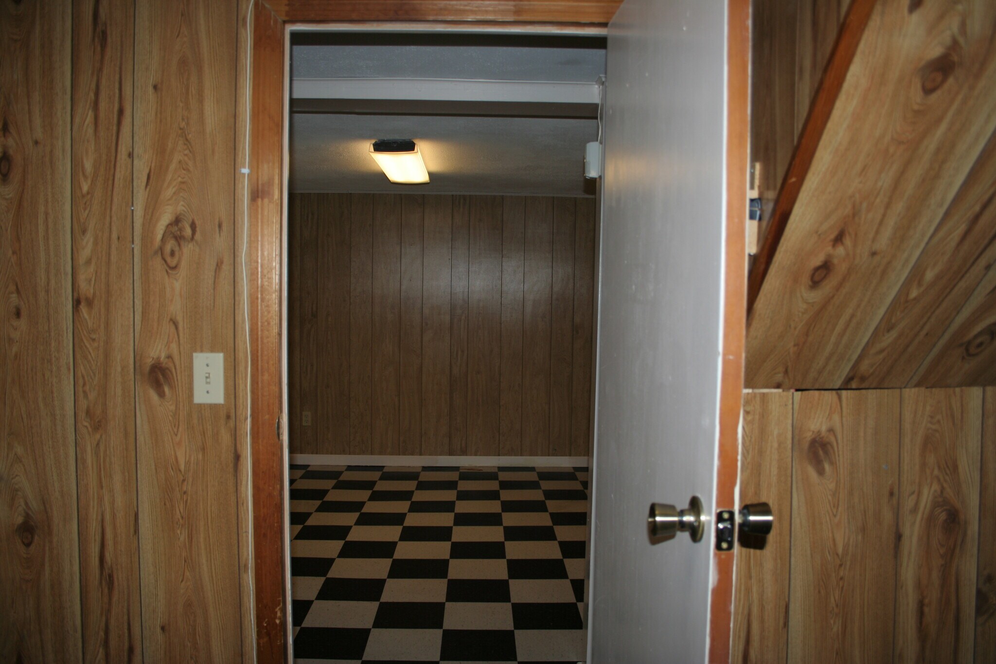 Building Photo - 3695 Weyland Dr