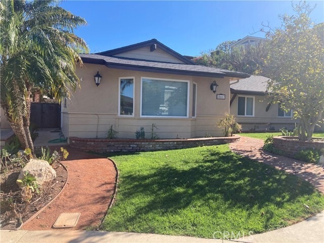 Building Photo - 28617 Stokowski Dr