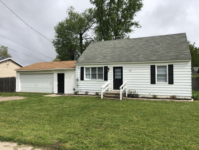 Building Photo - Spacious 4-Bedroom Home in Kentwood – Minutes from Grand Rapids