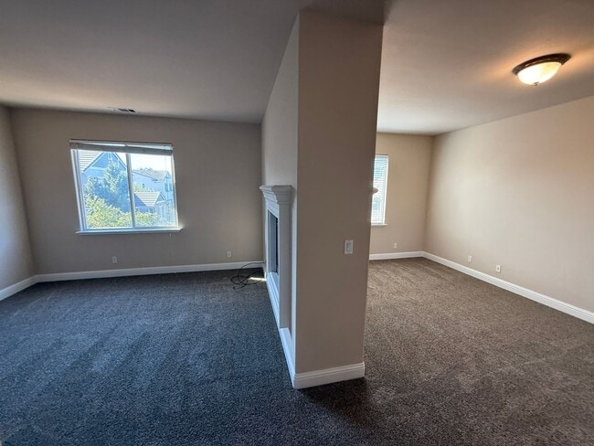 Building Photo - $4795 - Beautiful 5 Bedroom 3 Bath Home wi...