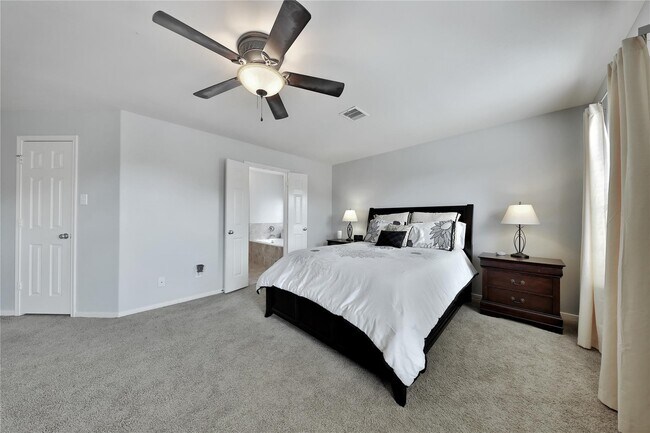 Building Photo - 3626 Knights Hollow Ct