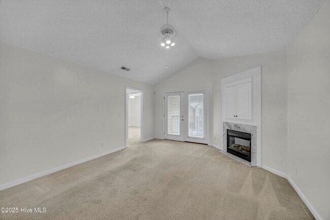 Building Photo - 5012 Hunters Trail