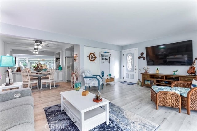 Building Photo - 328 Avenida Carmel