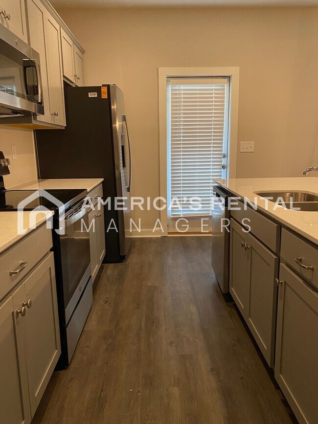 Building Photo - 510 Ridgeview Cir