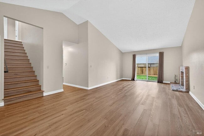 Building Photo - 4533 Hillview Ct