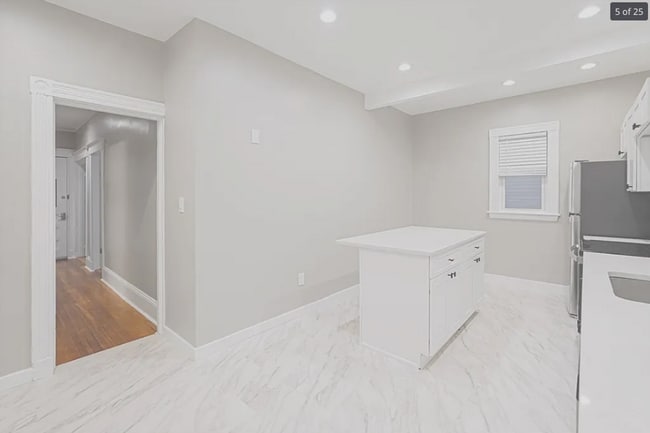 Building Photo - Sleek & Spacious 3-Bedroom Haven – Dorchester, MA