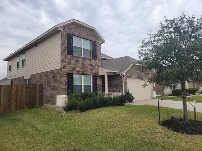 Building Photo - 4511 Terrazza Verde Dr