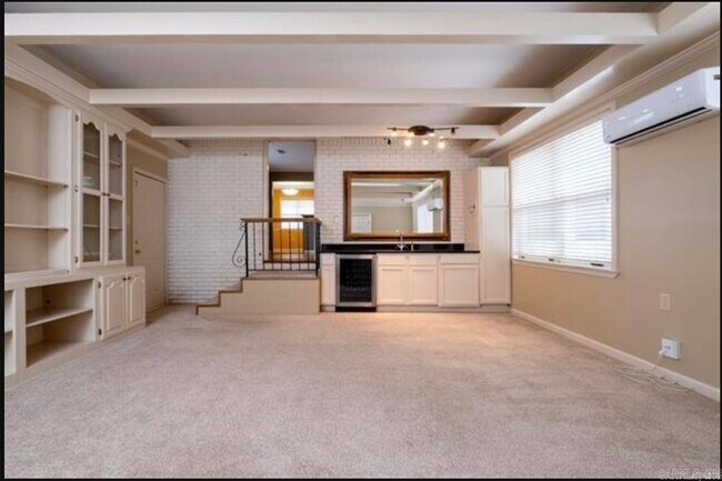 Building Photo - 32 Lenon Dr