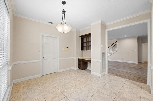 Building Photo - 12119 Auburn Hills Dr
