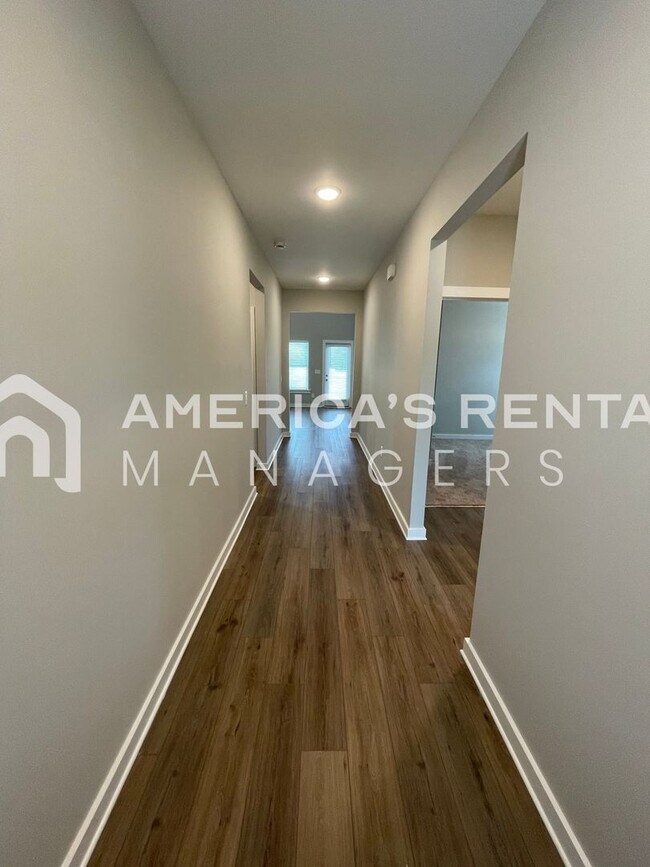 Building Photo - Home for Rent in Brookwood, AL!!! View wit...