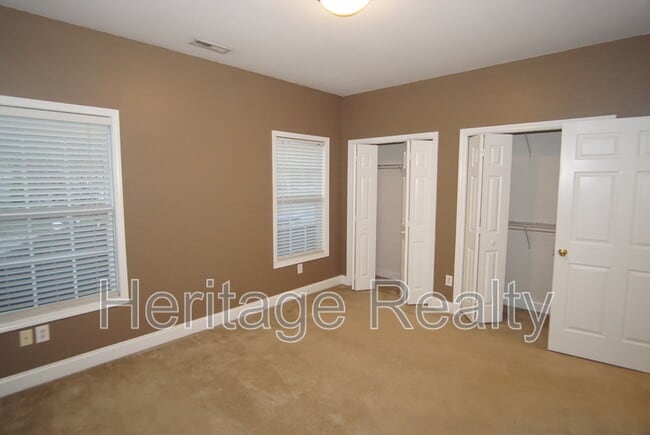 Building Photo - 130 Hardinberry St